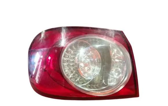 Volkswagen Golf Plus Rear/tail lights 5M0945095M 96496101404 075841