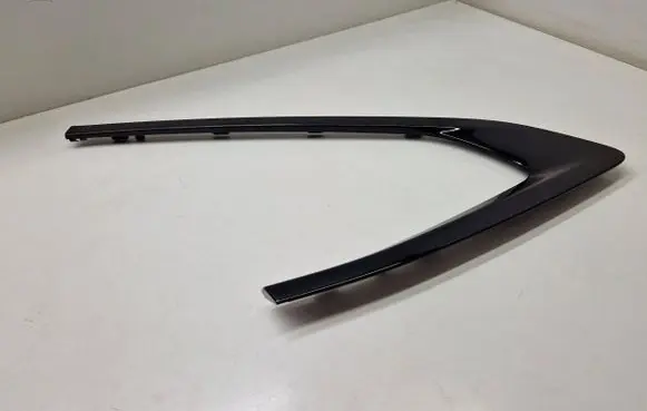 BMW i4 Rear side glass trim 5A5C0B3