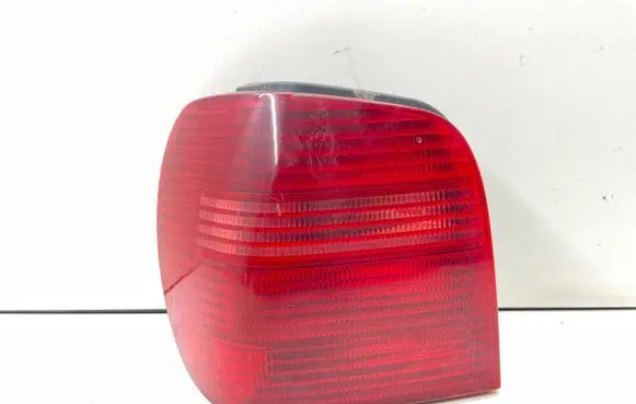 Volkswagen Polo III 6N 6N2 6NF Rear/tail lights