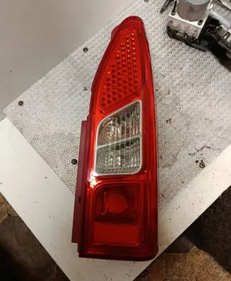 Peugeot Partner Rear/tail lights