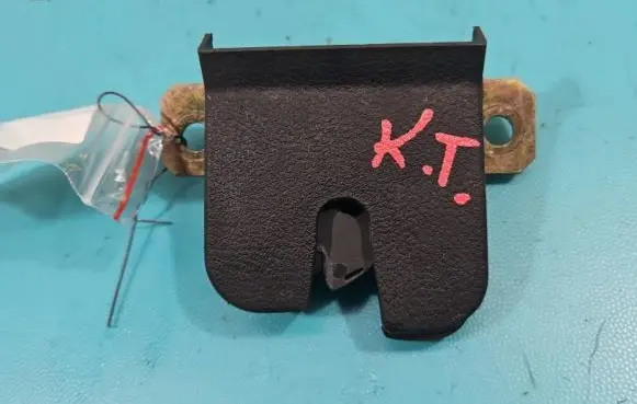 Volkswagen New Beetle Tailgate/trunk/boot lock/catch/latch 1C0827505C IMPRK1384294