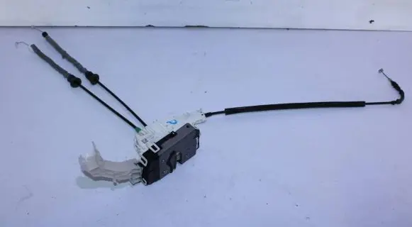 Fiat 500X Front door lock 40126025011 52139900 TKCS1551B3379