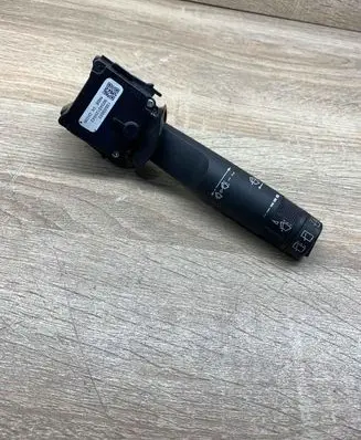 Opel Insignia A Wiper control stalk 13500693 90340120042