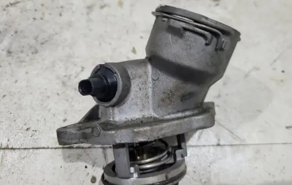 Mercedes-Benz GLK (X204) Thermostat