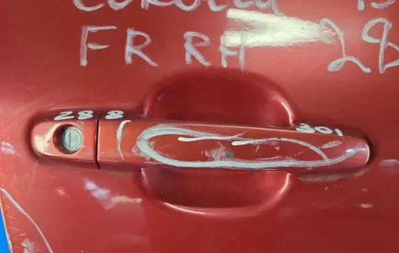 Toyota Auris 150 Front door exterior handle 