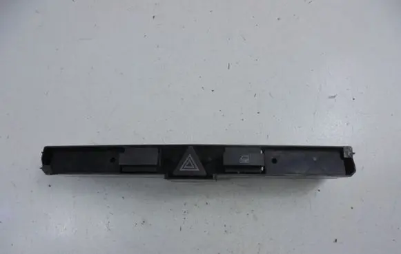 Opel Astra H Hazard light switch 13100105XF