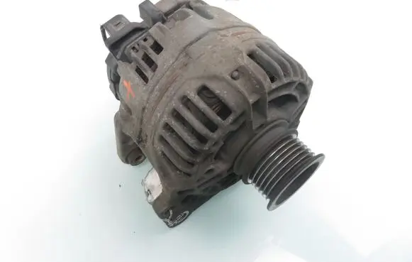 Volkswagen Polo III 6N 6N2 6NF Generator/alternator 0124325013 037903025M