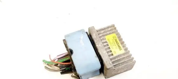 Nissan NV200 Glow plug pre-heat relay 8200859243