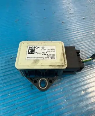 Opel Meriva A ESP acceleration yaw rate sensor 0265005608 3005636