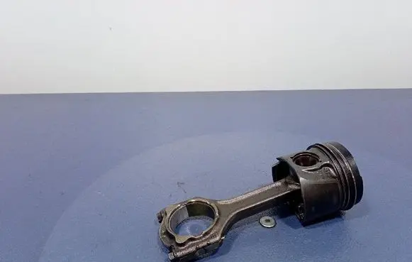 Opel Insignia A Piston 82945
