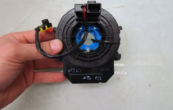 KIA Rio Airbag squib ring wiring 