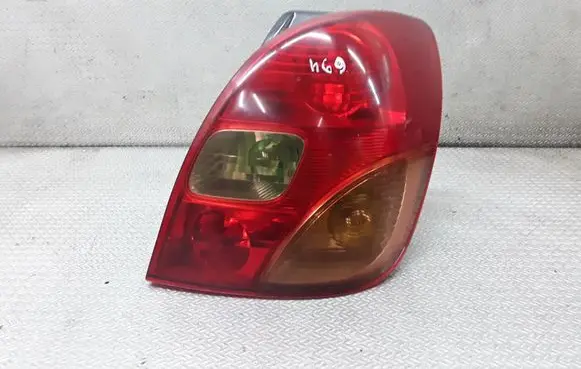 Toyota Corolla Verso E121 Rear/tail lights
