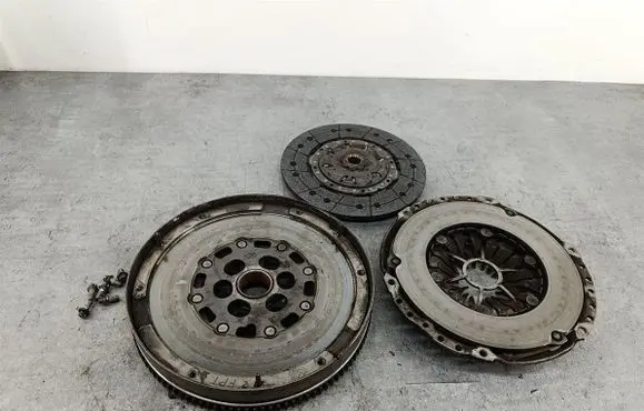 Opel Astra H Dual mass flywheel 55354215