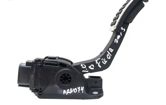 Ford Fiesta Accelerator throttle pedal 8V219F836AB 6PV00951720