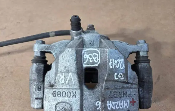 Mazda 6 Front brake caliper PNR57