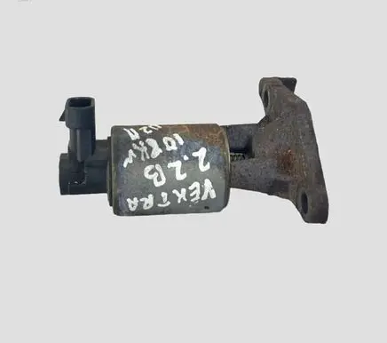 Opel Vectra C EGR valve 533890104 021505C