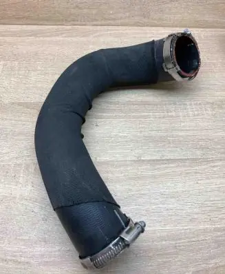 Audi Q5 SQ5 Intercooler hose/pipe 8R0145738AB