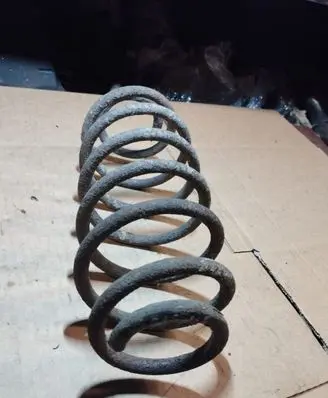 Toyota Yaris Rear coil spring