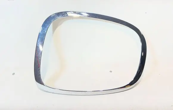 Mini One - Cooper F56 F55 Rear/tail light trim molding 8495331