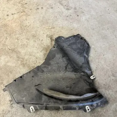BMW 8 G16 Engine splash shield/under tray 8060035 51718060035