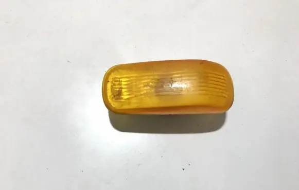 Saab 9-5 Front fender indicator light
