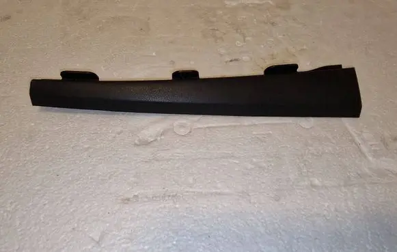 Porsche Macan (95B) (A) pillar trim 95B868239
