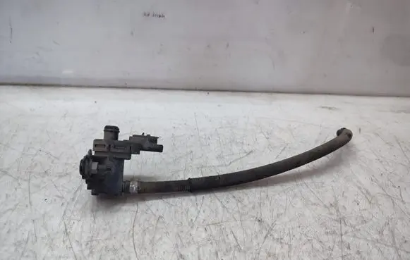 Peugeot 5008 Other engine bay part