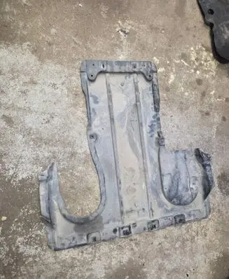 Mercedes-Benz GLC X253 C253 Engine splash shield/under tray A2535241700 0530