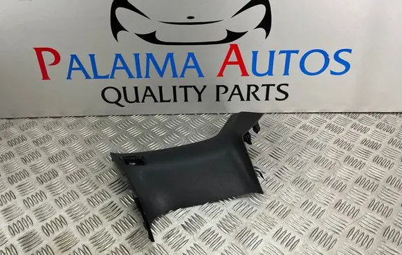 Opel Astra L Tailgate trim 98417027ZD
