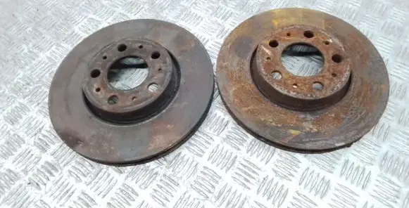 Volvo V70 Front brake disc