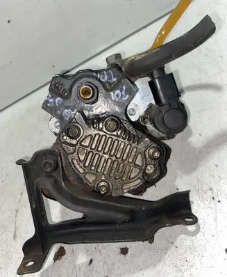 Audi A6 S6 C6 4F Fuel injection high pressure pump 059130755E 0445010090
