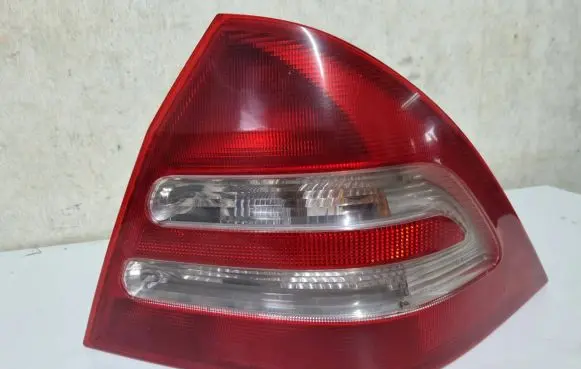 Mercedes-Benz C W203 Rear/tail lights