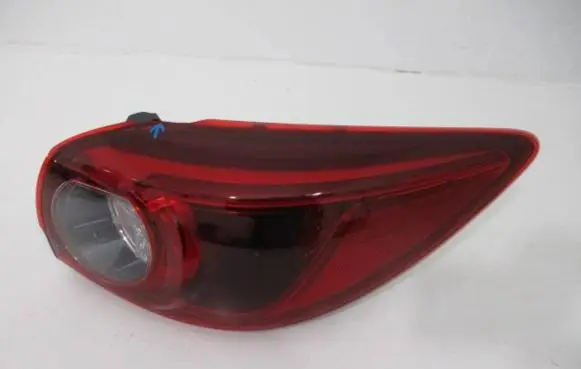 Mazda 3 II Rear/tail lights B45D51150