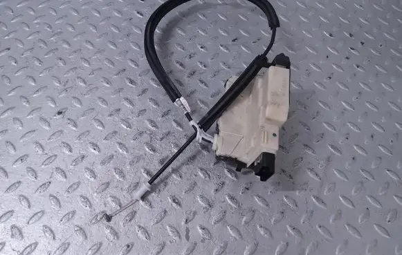 Peugeot Partner III Sliding door lock 9822172080