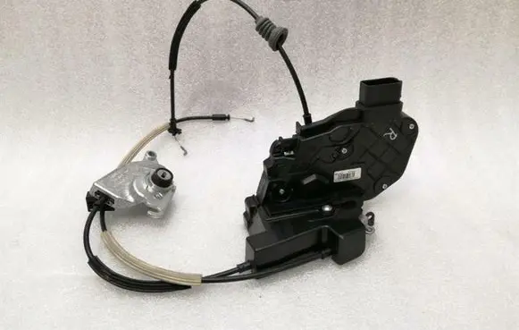 Aston Martin Vantage III Front door lock 30799301