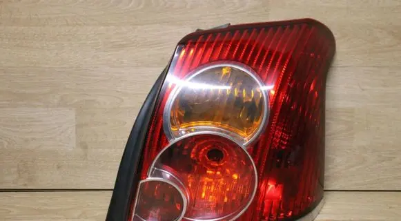 Toyota Avensis T250 Rear/tail lights
