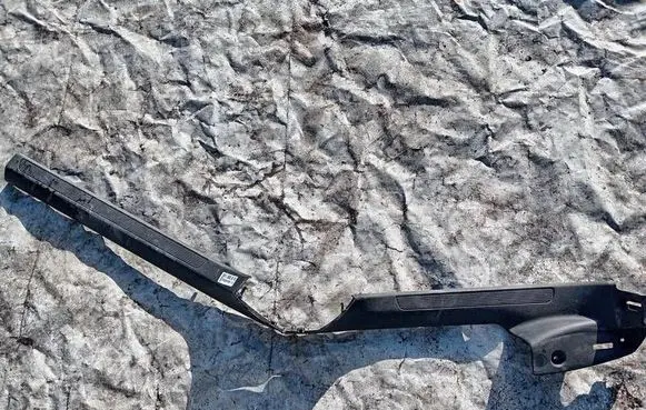 Volkswagen PASSAT B6 Front sill trim cover 3C0853370
