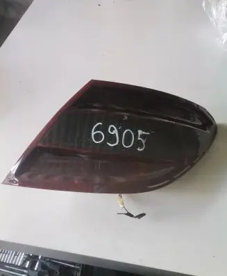 Mercedes-Benz C W204 Rear/tail lights 2048203064