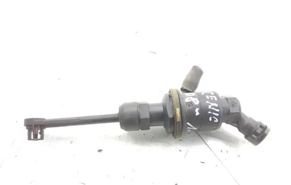 Renault Scenic II - Grand scenic II Clutch master cylinder 8200151784