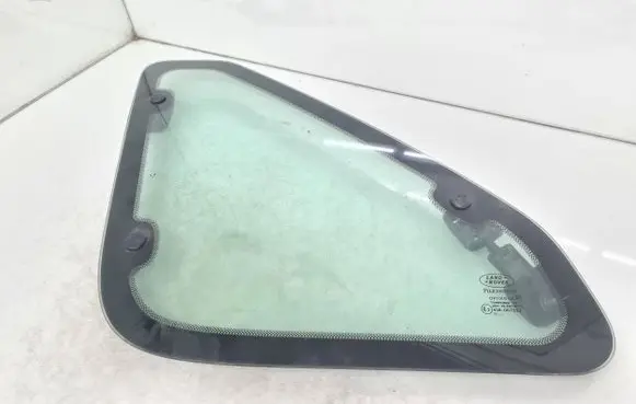 Land Rover Freelander Side middle window/glass AS2