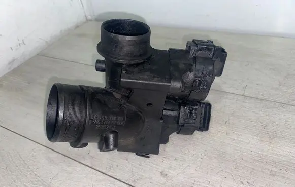 Ford Focus EGR valve 9655971880 25352157