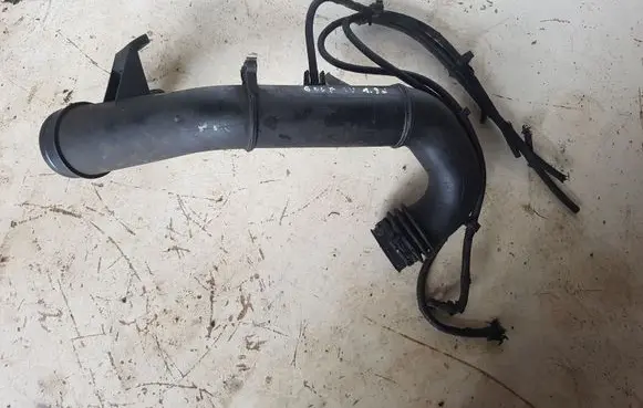 Volkswagen Golf IV Intercooler hose/pipe IJ01296540 446015632