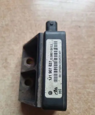 Volkswagen Golf IV ESP acceleration yaw rate sensor 1J1907637 10098004102