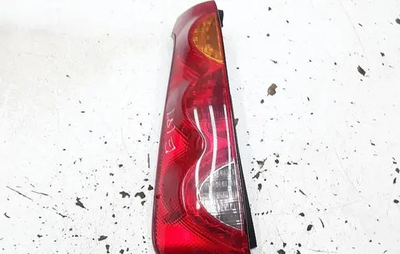 Nissan Note (E11) Rear/tail lights 22016752