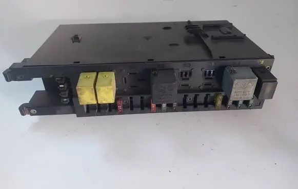 Mercedes-Benz CLK A209 C209 Fuse box set 2095450301 5DK00848600