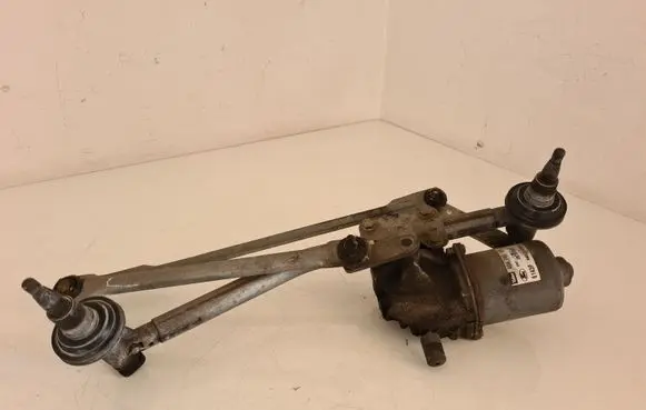 Ford Fusion Front wiper linkage and motor 2S6T17B571AC