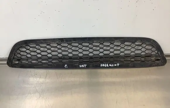 Fiat Freemont Front bumper lower grill 55000809AB 47848