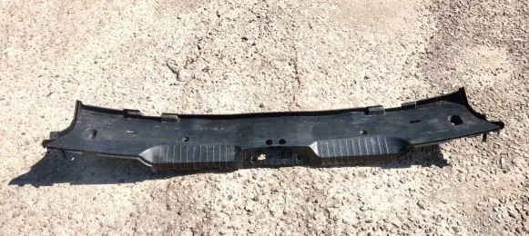 BMW 3 E36 Trunk separation 8239548