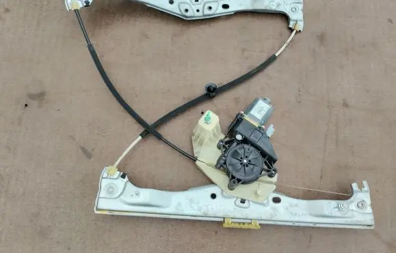 Citroen C4 Cactus Front door window regulator with motor 9674252480 9810287480