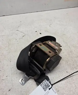 Peugeot 607 Rear seatbelt 049024